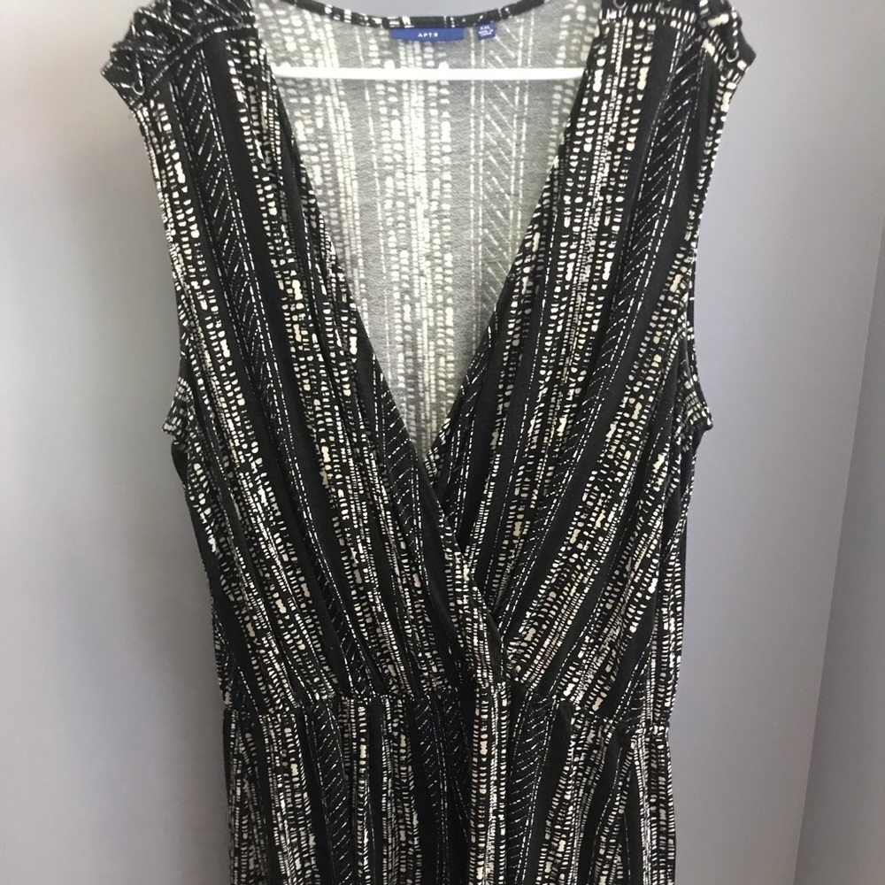 Apt. 9 short romper